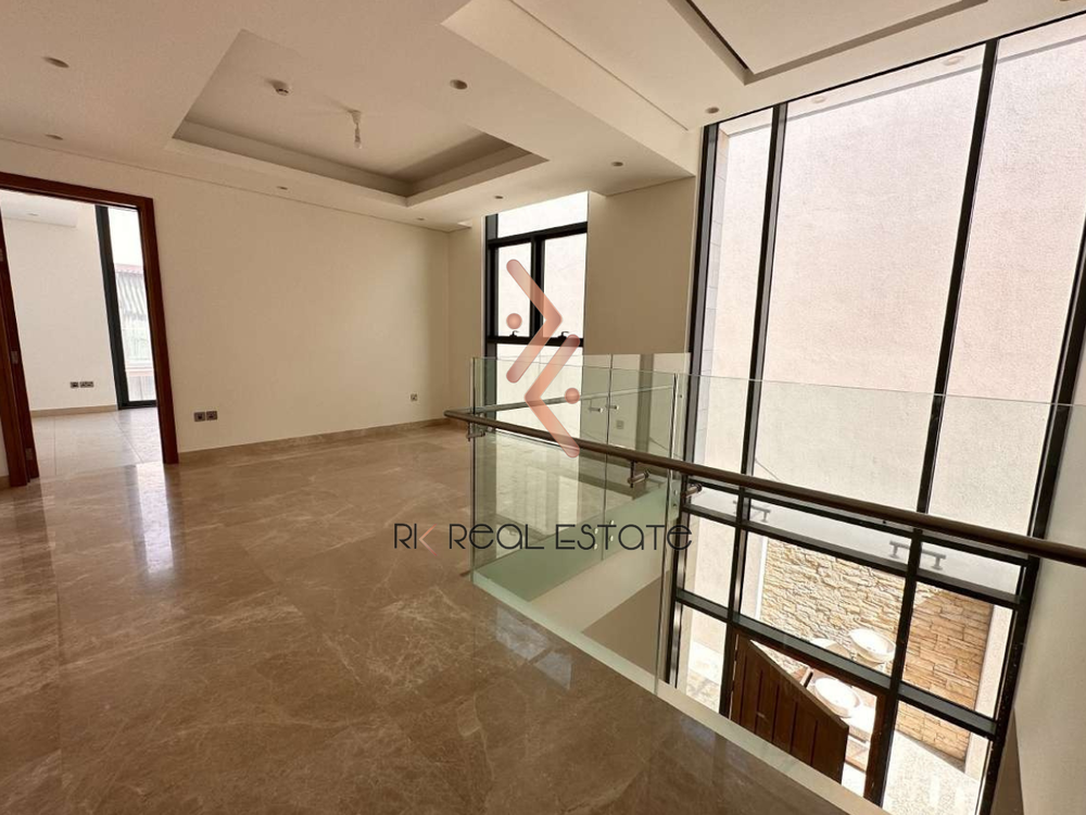 Luxurious Townhouse | W/ PVT Pool | Prime Location 3898006118