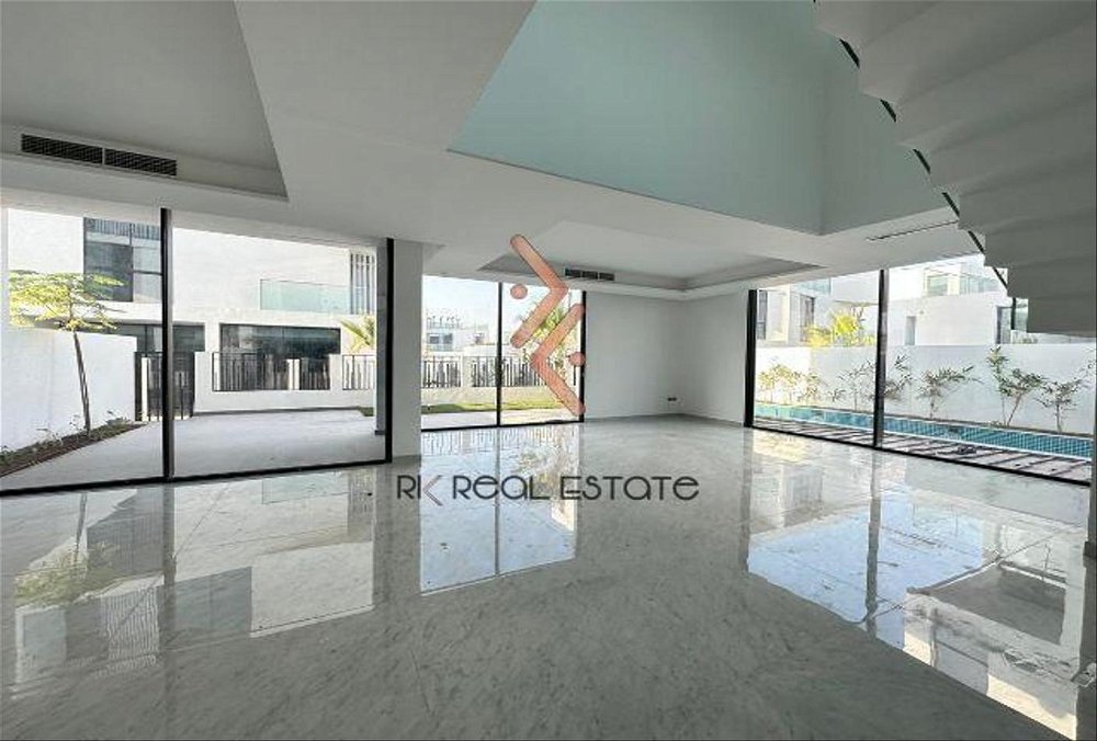 Luxury Modern Villa | Vacant | Green Community 572228676