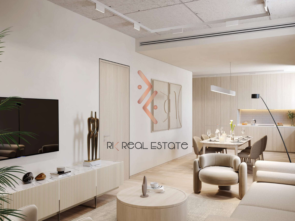 Modern Spacious Apartment | Prime Location 119461983