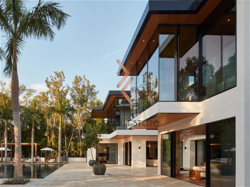 Furnished | Modern Luxury Villa | Prime Location 1127943635