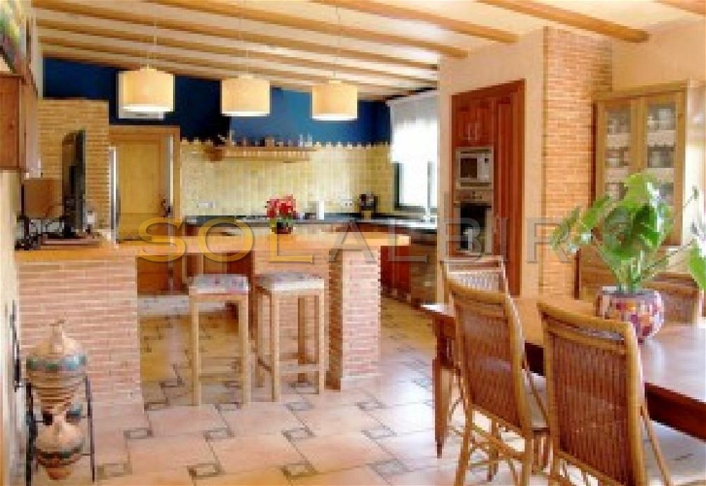 4 Bedrooms Villa in Alfaz del Pi 1182343503