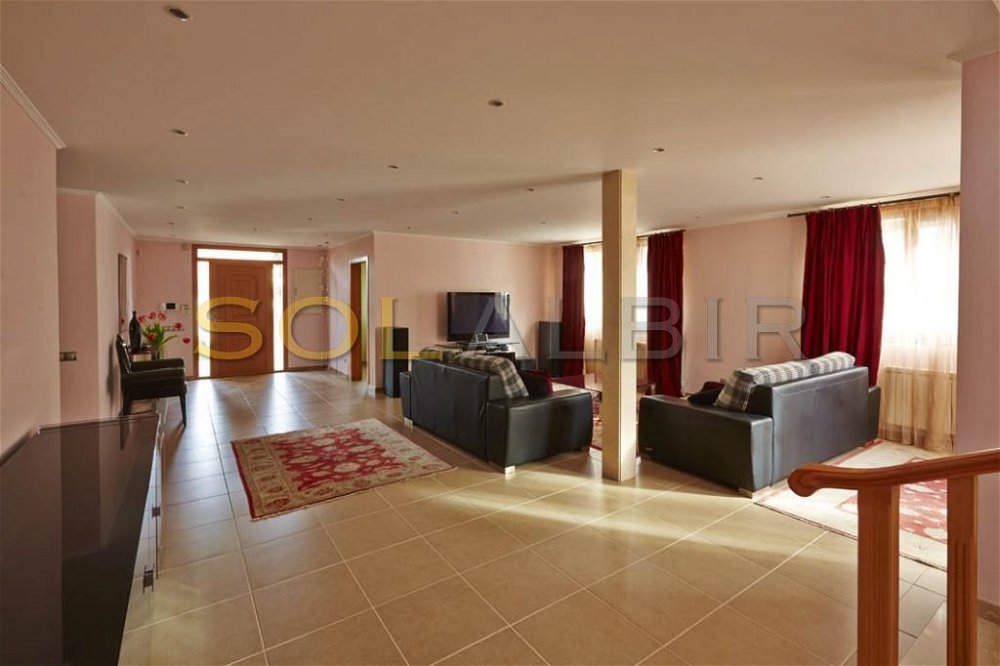 3 Bedrooms Villa in Albir 2349808137