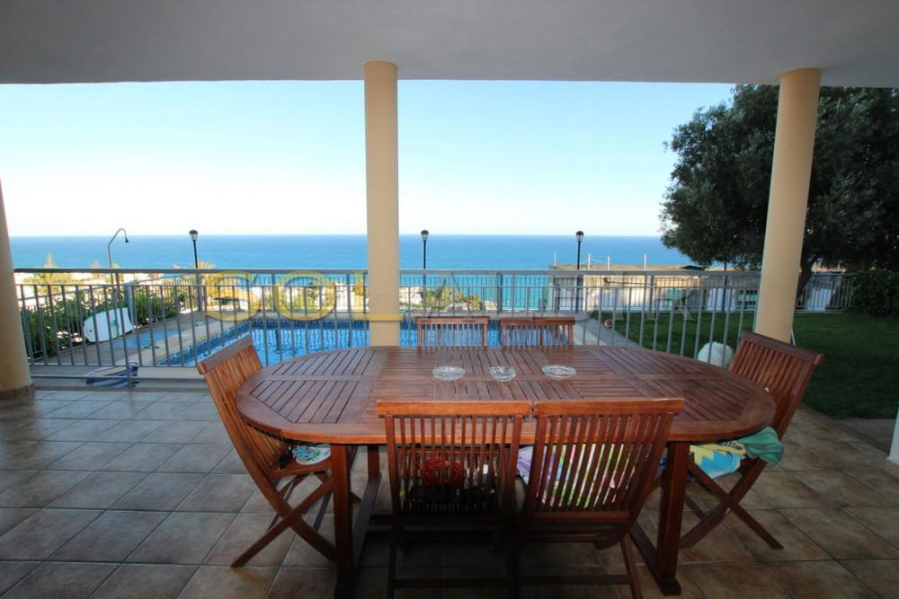 4 Bedrooms Villa in Villajoyosa 3747348676