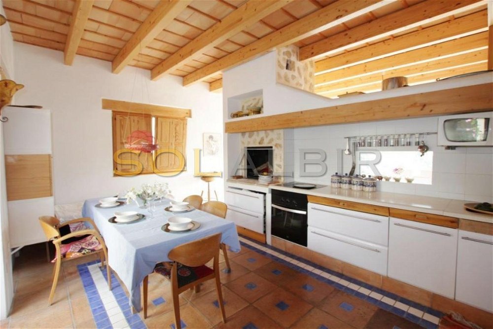 4 Bedrooms Villa in Alfaz del Pi 1711185824