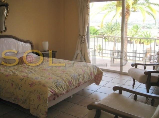 4 Bedrooms Villa in Albir 4085738586