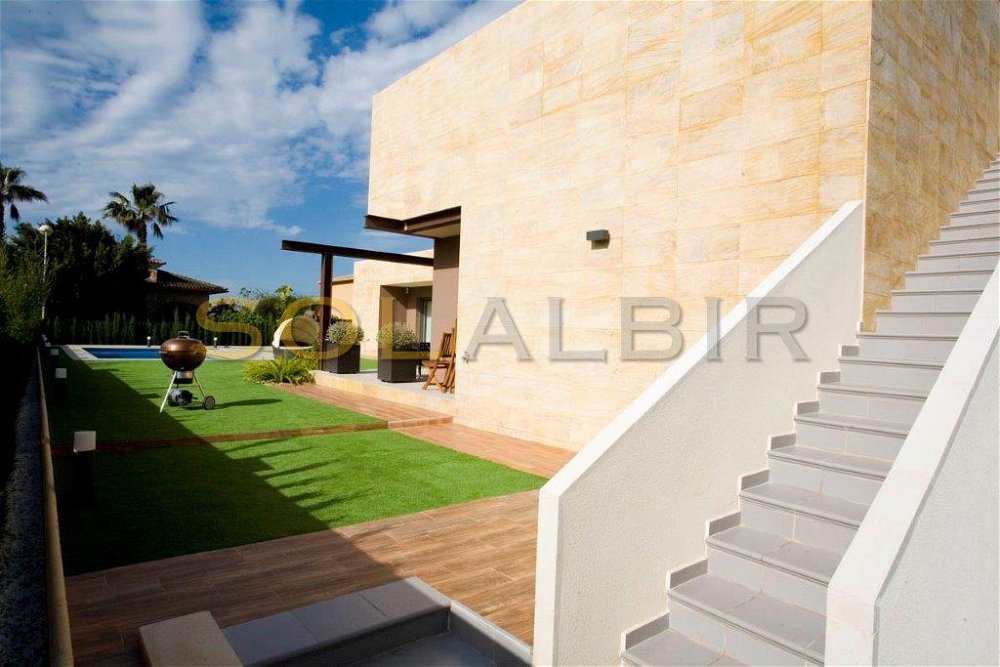 5 Bedrooms Villa in Alfaz del Pi 3243362399