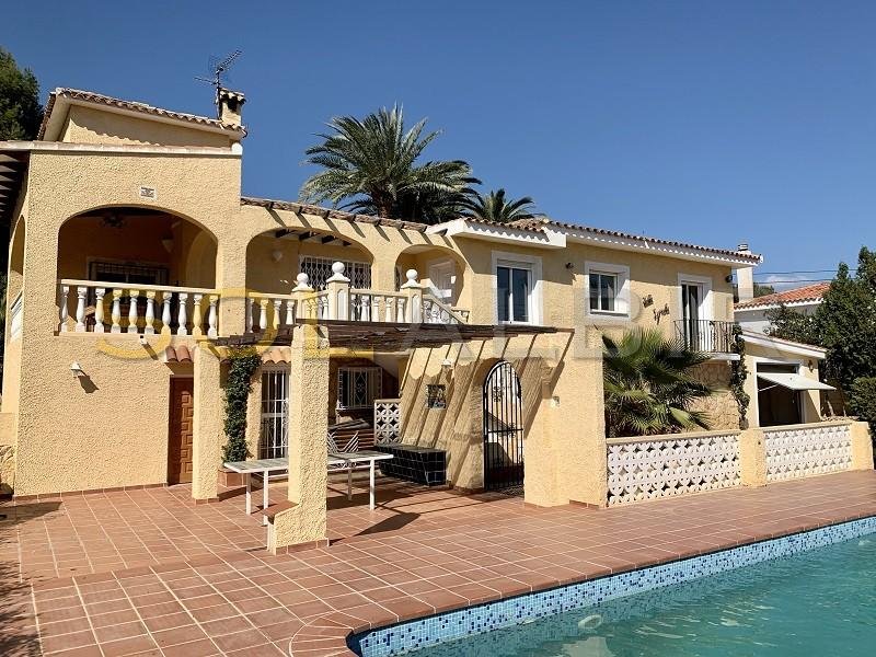 4 Bedrooms Villa in Alfaz del Pi 2810142587