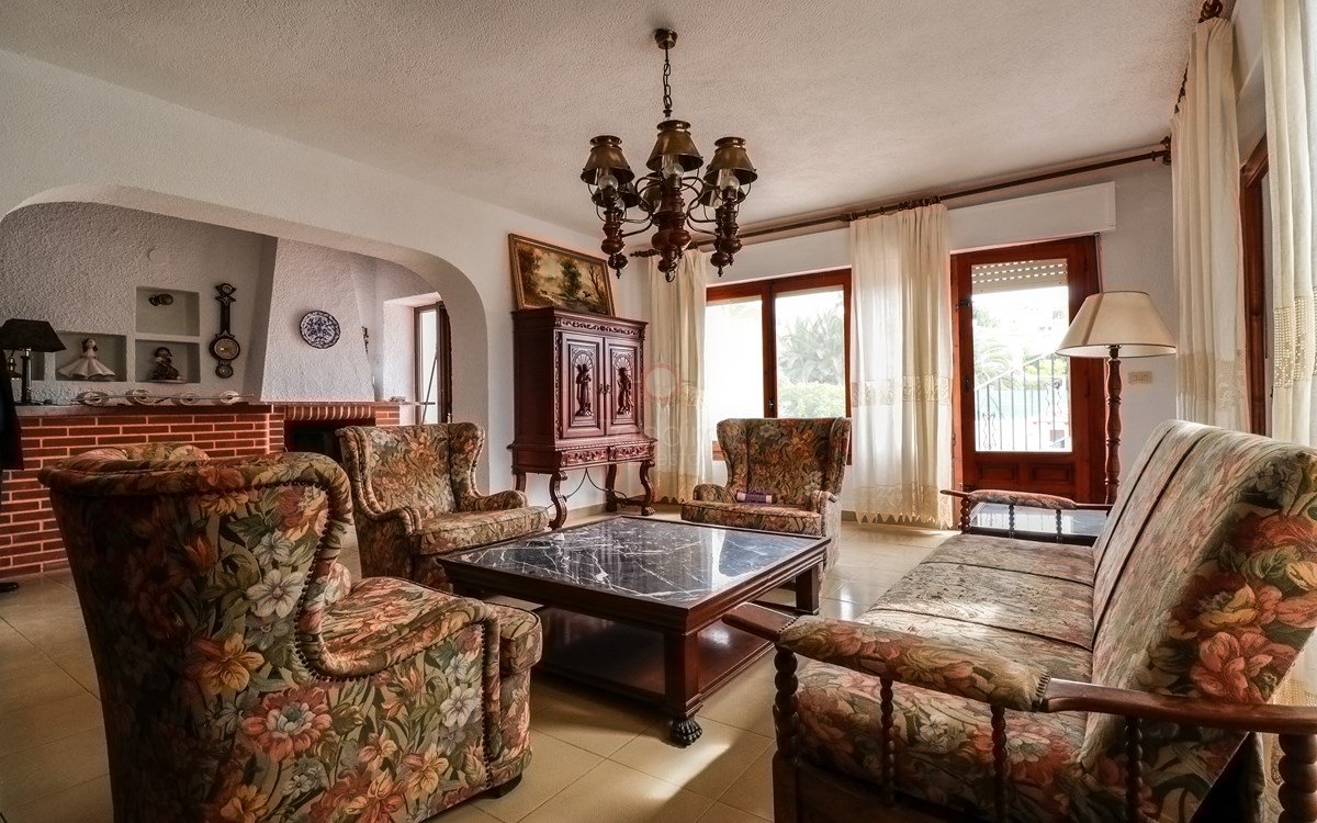 Villa for sale in Benissa close to the beaches 1038874986