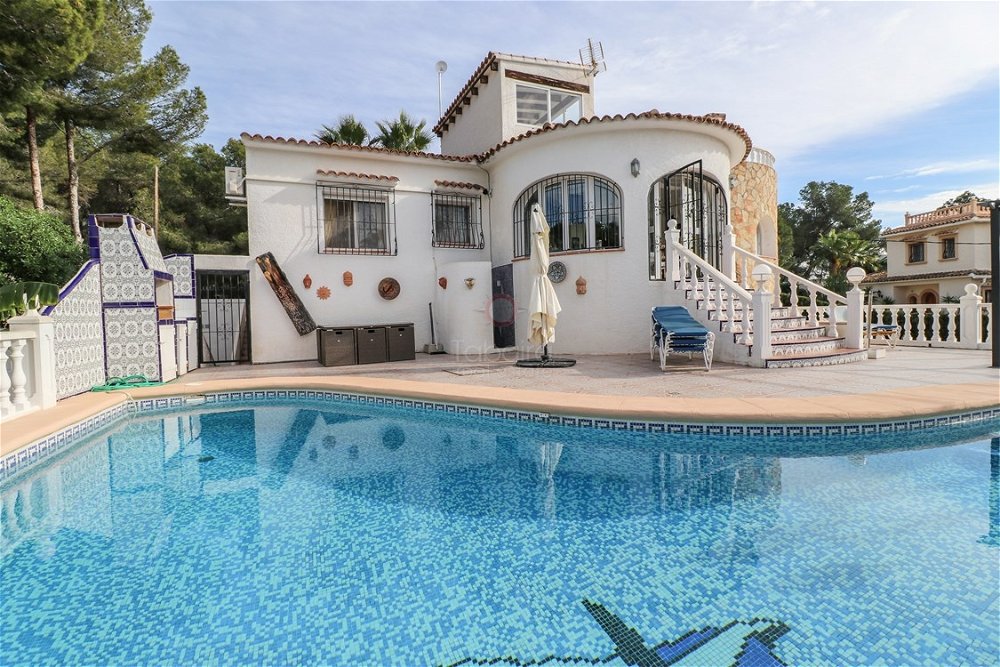 Two-level villa with four bedrooms and three bathrooms for sale in Benissa. 1777658634