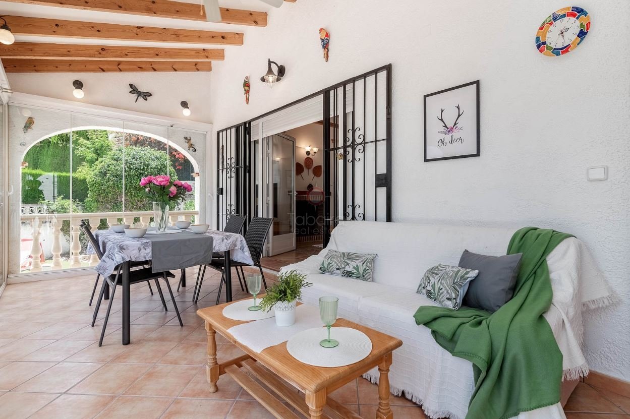 ​For sale: An elegant villa situated in La Cometa Moraira 2248796377