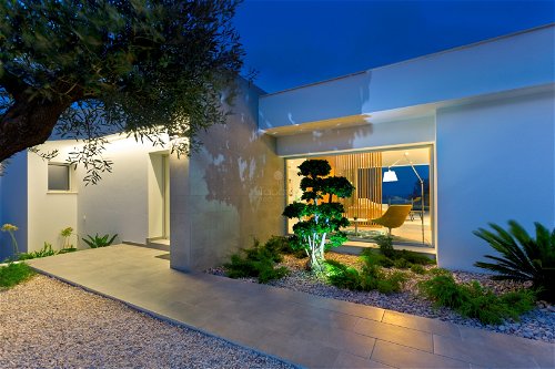 ​Luxury villa with sea views for sale in Cumbre del Sol 279191147