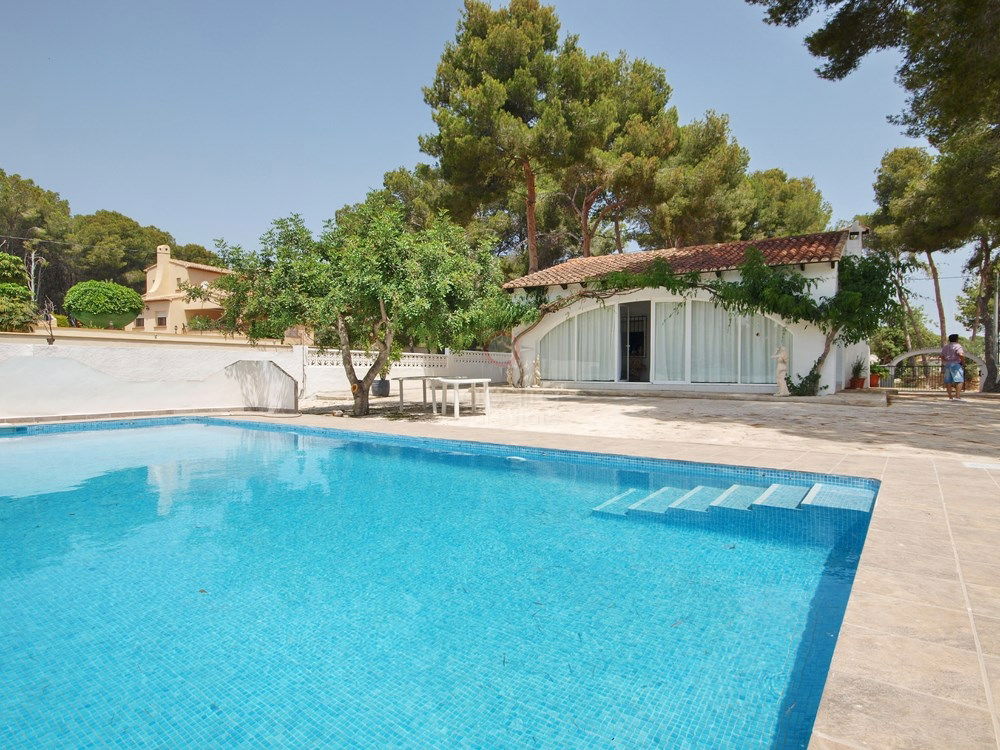 ​Villa for sale 500 meters from the beach of Moraira, 360434711