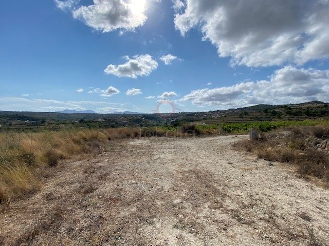 Rustic plot of 10,000 m2 for sale with sea views. 376233347