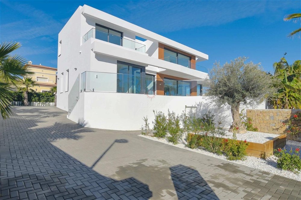 ​A stylish contemporary design villa for sale in Moraira 3928790687