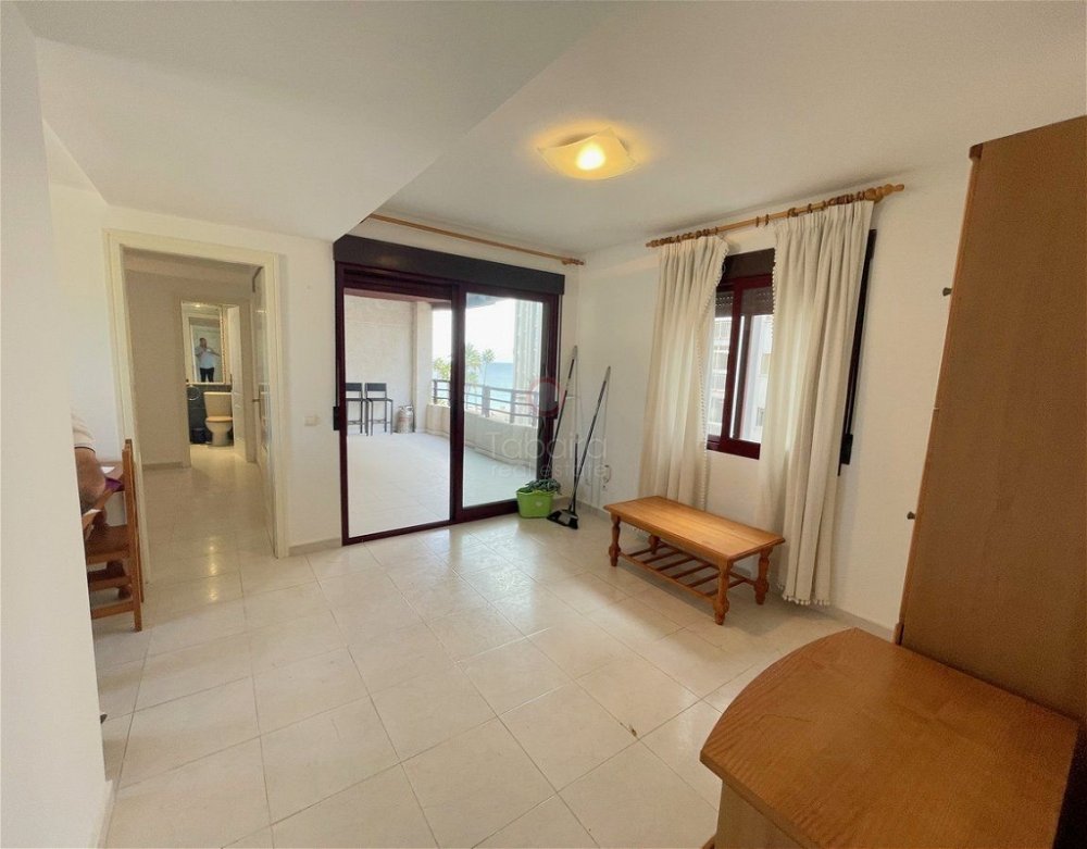 Beachfront apartment for sale in Calpe 492556221
