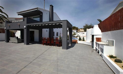 ​Modern Villa for Sale 300 meters from the Sea. 529342868