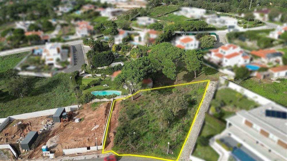 Plot with views over the Obidos lagoon 551459535