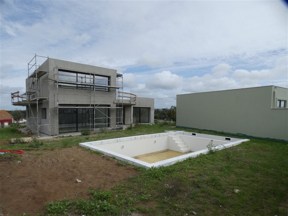 Villa with swimming pool in Serra do bouro 1636420223