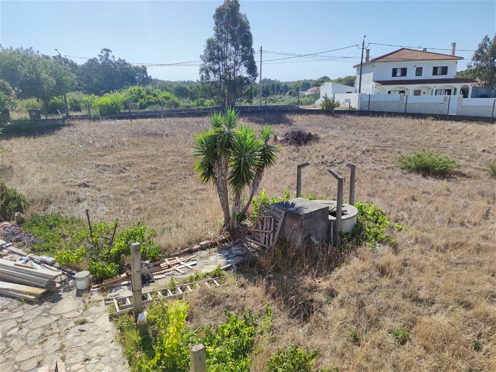 Property with 2 buildings in Foz do Arelho 4276769201