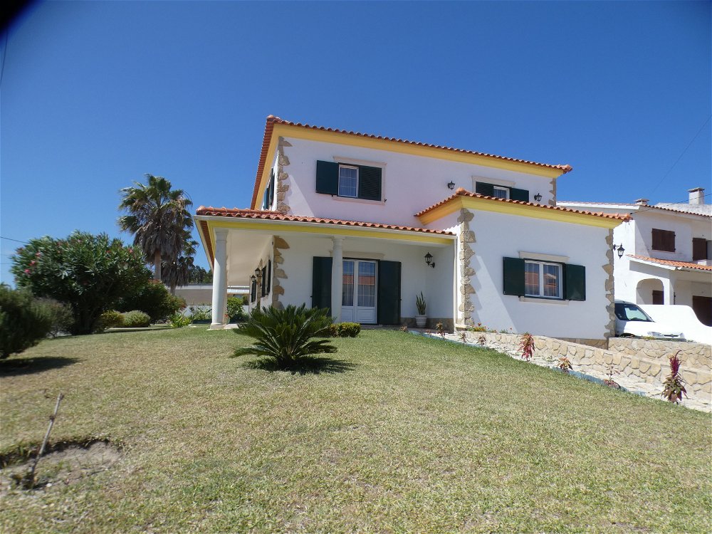 Detached villa with private pool walking distance to the beach 3644354218