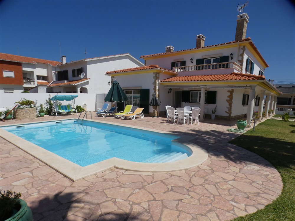 Detached villa with private pool walking distance to the beach 3644354218