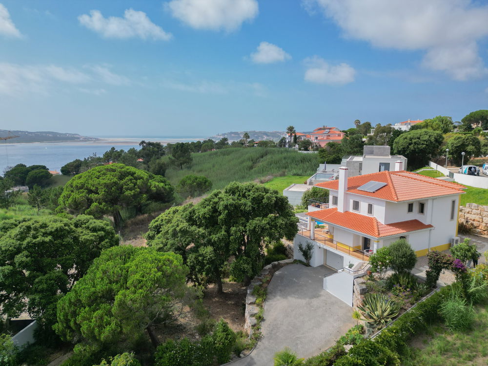 Villa on the Obidos lagoon hills 2192717005