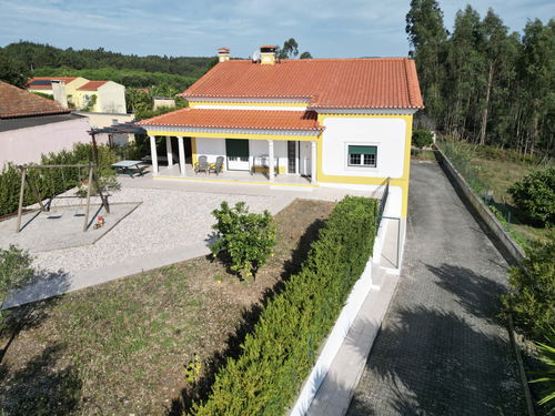 Traditional House on the Outskirts of Caldas da Rainha 2560720735