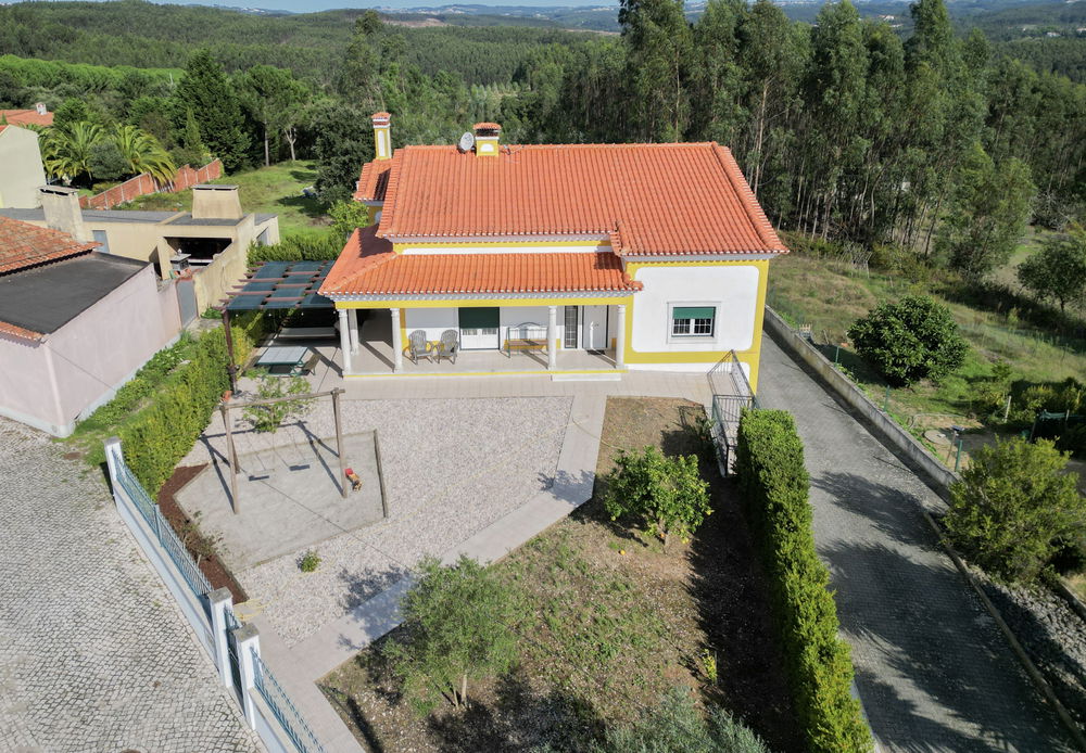 Traditional House on the Outskirts of Caldas da Rainha 2560720735