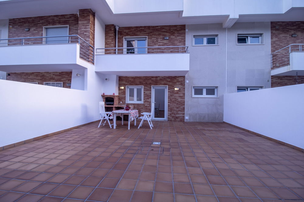 Townhouse in Foz do Arelho 161583528