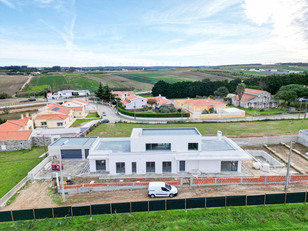 Modern design villa with sea views near Peniche 501298642