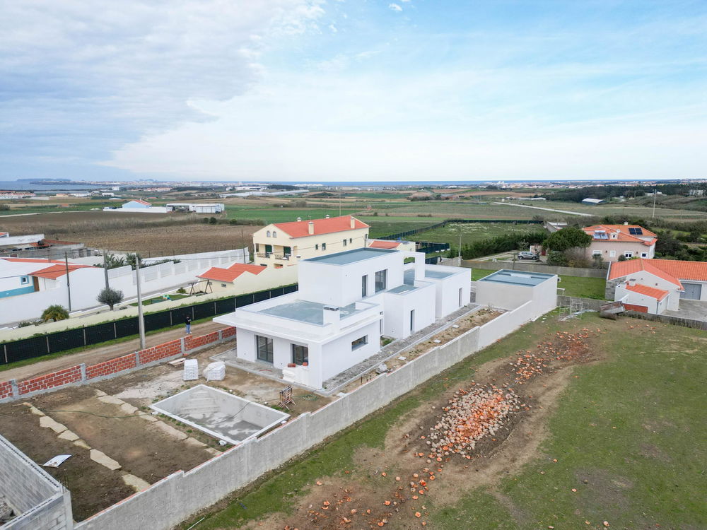 Modern design villa with sea views near Peniche 501298642