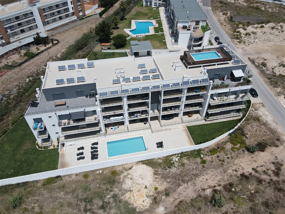 Top-floor apartment in Sao Martinho do Porto 423035688