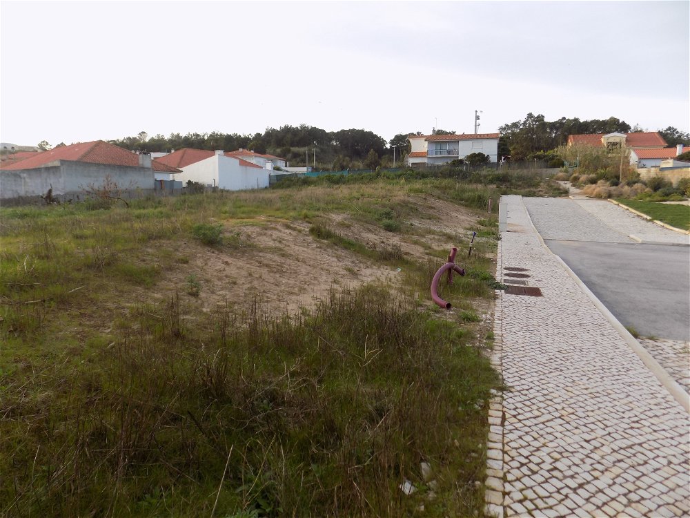 Plots for construction in the center of Foz do Arelho 2234036844