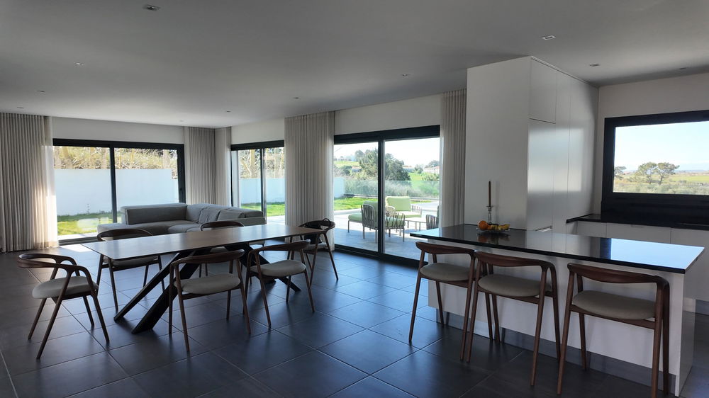 Commercial for sale in Bombarral, Silver Coast, Portugal 3850467580